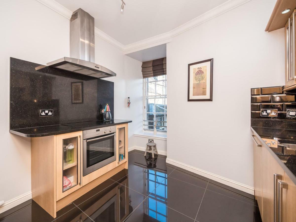 Festival Lets Apartment เอดินบะระ ภายนอก รูปภาพ